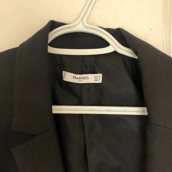Black Mango Blazer - Picture 2 of 3